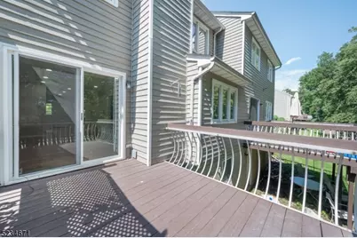 18 Guilford Ct, Parsippany, NJ 07950 - Photo 14