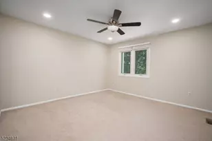 18 Guilford Ct, Parsippany, NJ 07950 - Photo 22