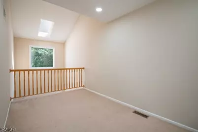 18 Guilford Ct, Parsippany, NJ 07950 - Photo 18