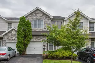 30 Emily Pl, Parsippany, NJ 07054 - Photo 2