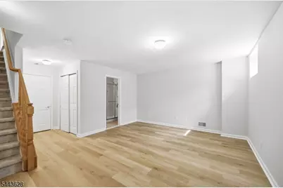 575 Coventry Dr, Nutley, NJ 07110 - Photo 38