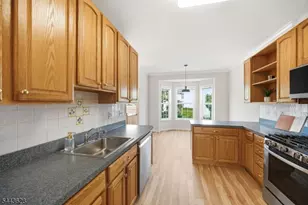 575 Coventry Dr, Nutley, NJ 07110 - Photo 12