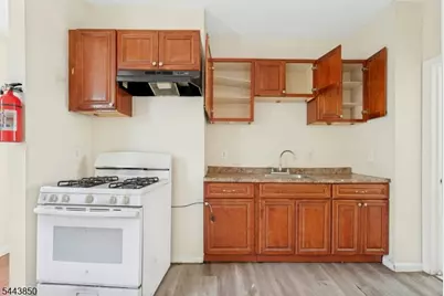 46 Seymour Ave, Newark, NJ 07108 - Photo 16