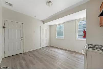 46 Seymour Ave, Newark, NJ 07108 - Photo 32