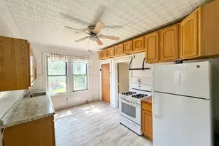 4A Swaine Pl, West Orange Township, NJ 07052 - Photo 2