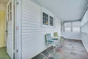 289 Hazel Pl, Union Township, NJ 07083 - Photo 12
