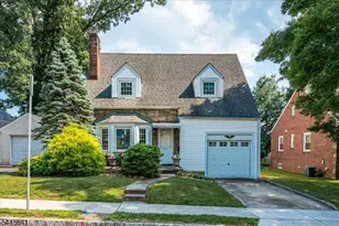 289 Hazel Pl, Union Township, NJ 07083 - Photo 1