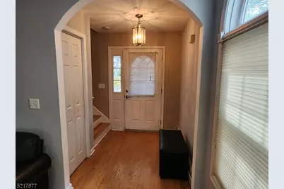 26 Wakefield Pl, Caldwell, NJ 07006 - Photo 2