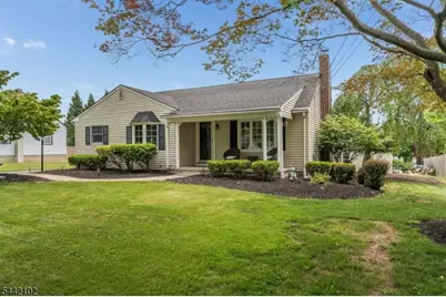 244 Hillcrest Dr, Milford, NJ 08848 - Photo 2