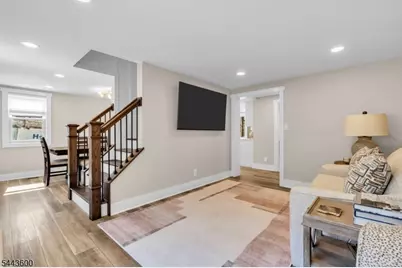 109 Castle Rock Rd, Jefferson Township, NJ 07849 - Photo 8