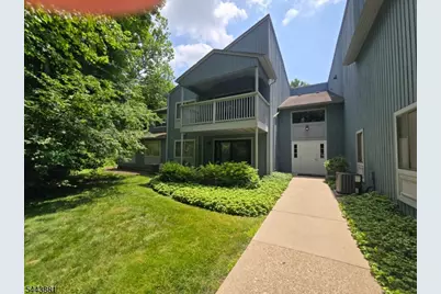 71 Drake Ln, Roxbury Township, NJ 07852 - Photo 1