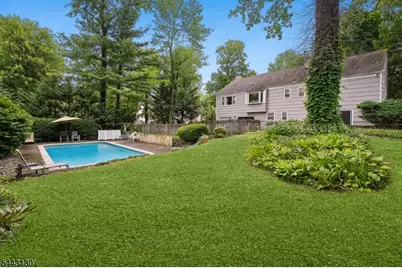 55 Tanglewood Dr, Summit, NJ 07901 - Photo 30