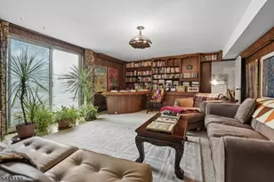 55 Tanglewood Dr, Summit, NJ 07901 - Photo 20