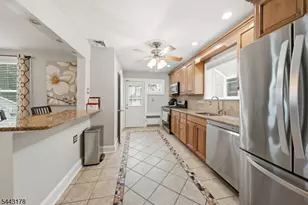 1116 Seib Ave, Elizabeth, NJ 07202 - Photo 8