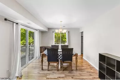 5 Garden Ct, Roxbury Township, NJ 07876 - Photo 4