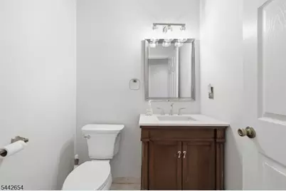 32 Birch Ter, Mount Arlington, NJ 07856 - Photo 6