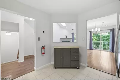 32 Birch Ter, Mount Arlington, NJ 07856 - Photo 10