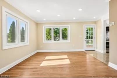 50 Lincoln Pl, Waldwick, NJ 07463 - Photo 4