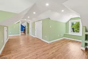 50 Lincoln Pl, Waldwick, NJ 07463 - Photo 14