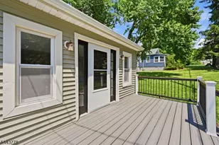 82 Fairview Dr., West Milford, NJ 07421 - Photo 2