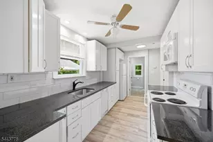 82 Fairview Dr., West Milford, NJ 07421 - Photo 14