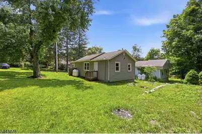 82 Fairview Dr, West Milford, NJ 07421 - Photo 24