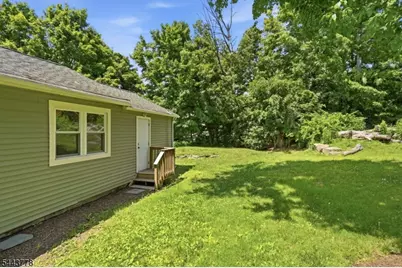 82 Fairview Dr, West Milford, NJ 07421 - Photo 22
