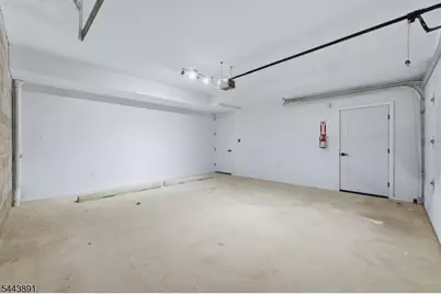 199 N Park St, East Orange, NJ 07017 - Photo 36