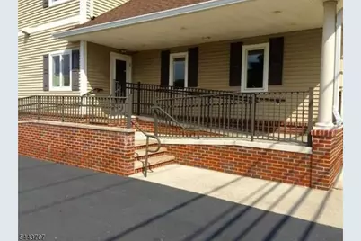 190 Pulaski Ave D, Sayreville, NJ 08872 - Photo 4