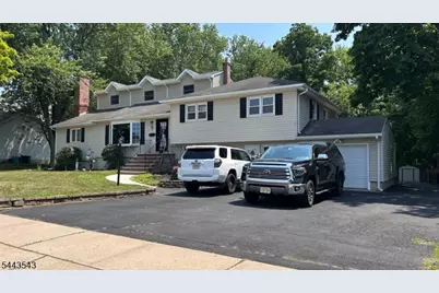 62 Andover Dr, Wayne, NJ 07470 - Photo 2