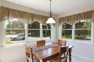 102 Mitchell Close, Hillsborough Township, NJ 08844 - Photo 10