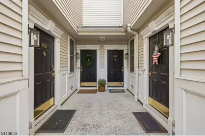 408 Donato Cir #408, Scotch Plains Township, NJ 07076 - Photo 4