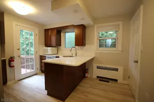 22 Sunset Dr, Millburn, NJ 07041 - Photo 6