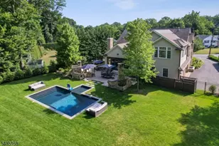 63 Addison Dr, Millburn, NJ 07078 - Photo 4