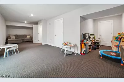 90 Sowers Dr, Mount Olive, NJ 07840 - Photo 22
