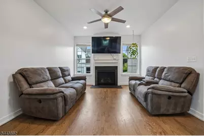90 Sowers Dr, Mount Olive, NJ 07840 - Photo 10