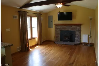 12 Clover Ln, Vernon, NJ 07418 - Photo 4