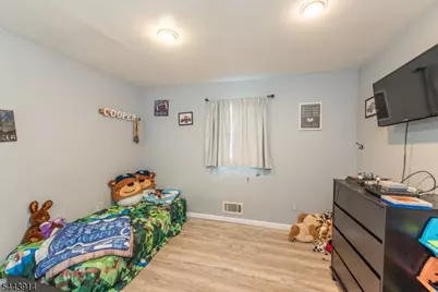 73 Bergen Ave, Wanaque, NJ 07420 - Photo 12