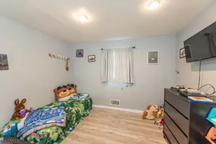 73 Bergen Ave, Wanaque, NJ 07420 - Photo 12