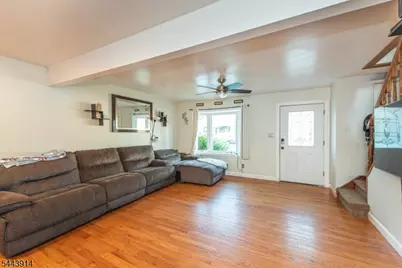 73 Bergen Ave, Wanaque, NJ 07420 - Photo 10