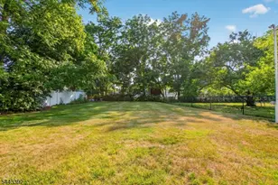 6 Crestwood Ct, Lincoln Park, NJ 07035 - Photo 14