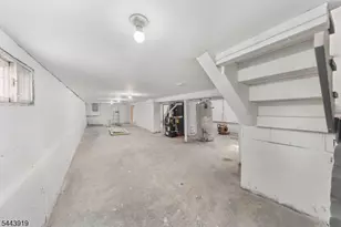 811 Jackson Ave, Linden, NJ 07036 - Photo 16