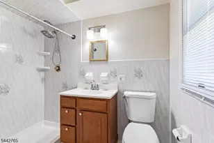 1542 US Hwy 22, Mountainside, NJ 07092 - Photo 10