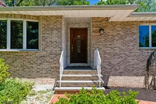 1542 US Hwy 22, Mountainside, NJ 07092 - Photo 4
