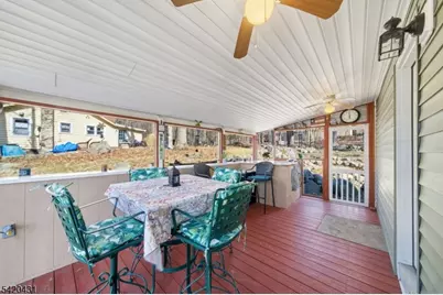 51 Lakeside Dr, Vernon, NJ 07422 - Photo 16