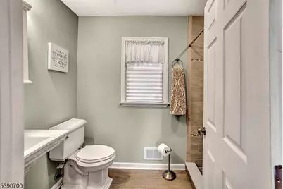 51 Lakeside Dr, Vernon, NJ 07422 - Photo 20