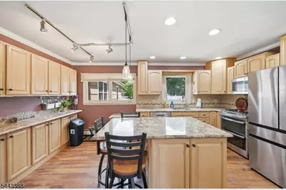 52 Roxbury Dr, Roxbury Township, NJ 07847 - Photo 1
