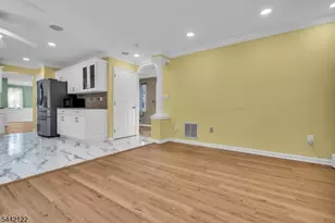 67 Nostrand Rd, Hillsborough Township, NJ 08844 - Photo 20