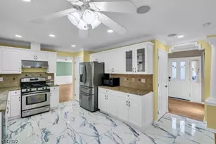 67 Nostrand Rd, Hillsborough Township, NJ 08844 - Photo 16
