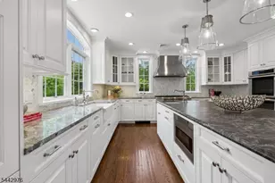 125 Stewart Rd, Millburn Twp., NJ 07078 - Photo 16